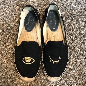 Soludos Black espadrilles wink eyes sz 6